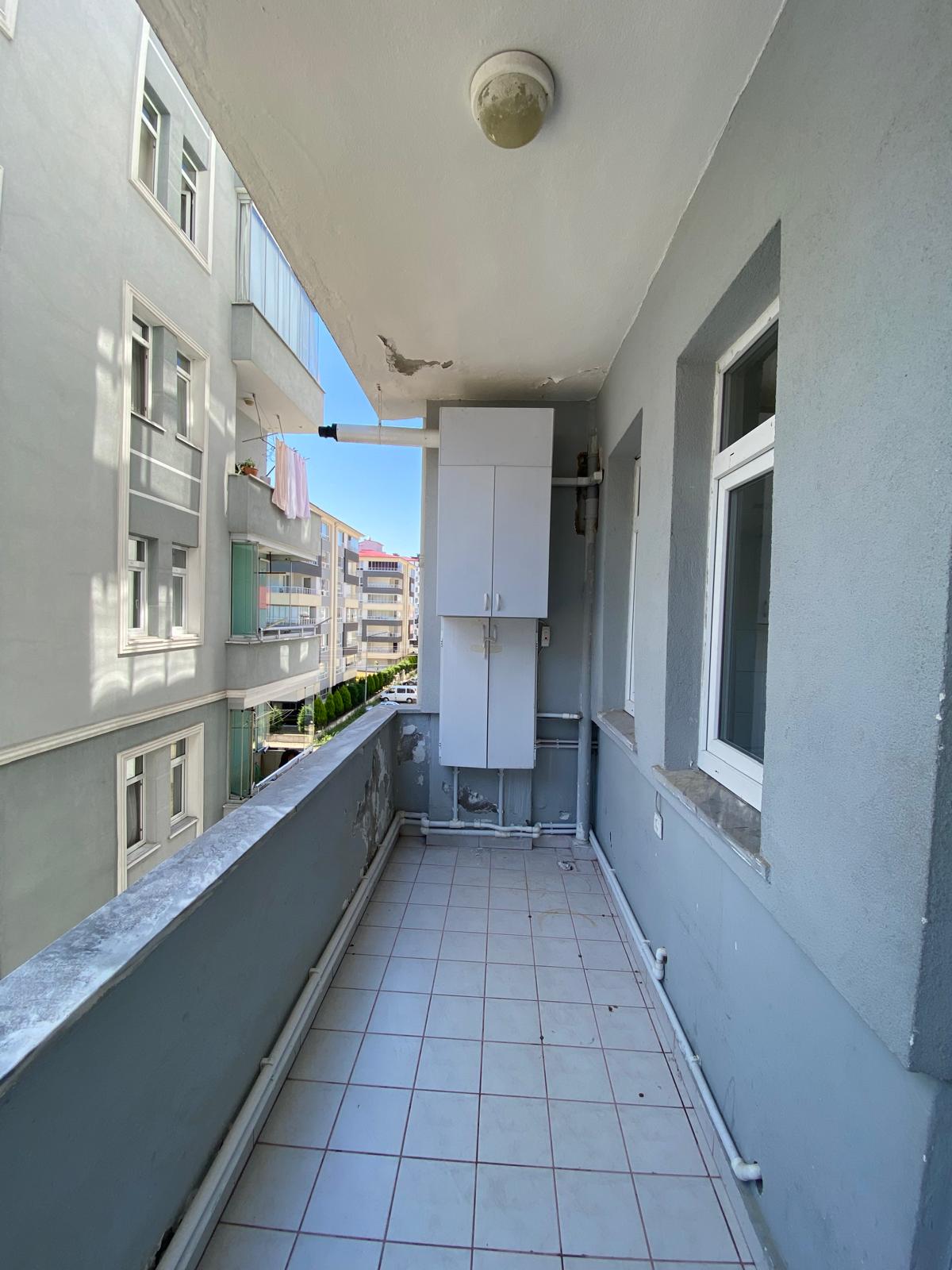 MABEL GAYRİMENKUL / GURBETÇİLER SİTESİNDE KİRALIK 3+1 DAİRE